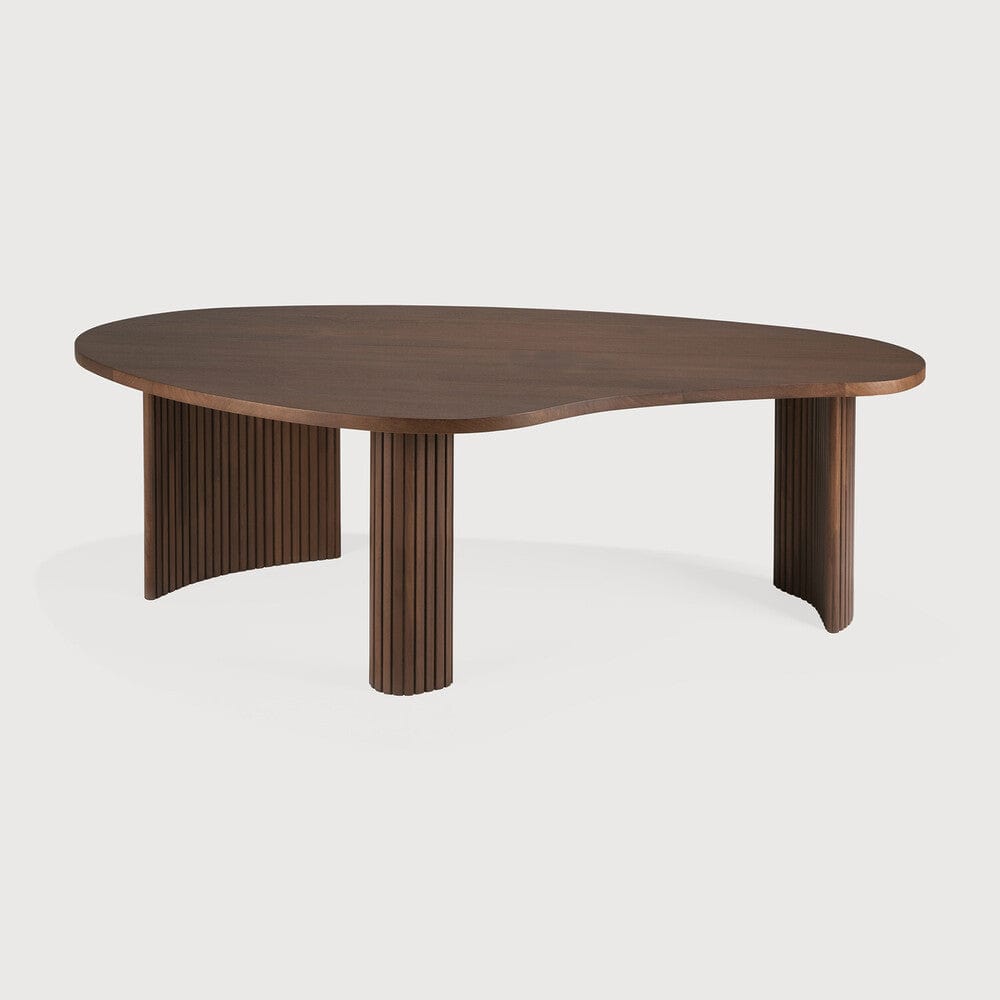 Table Ethnicraft Boomerang, plateau galet, base pliée, en teck marron