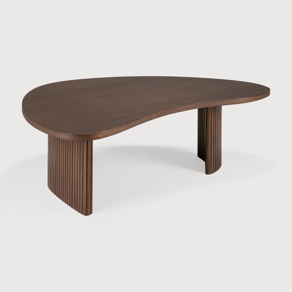 Table Ethnicraft Boomerang, plateau galet, base pliée, en teck marron