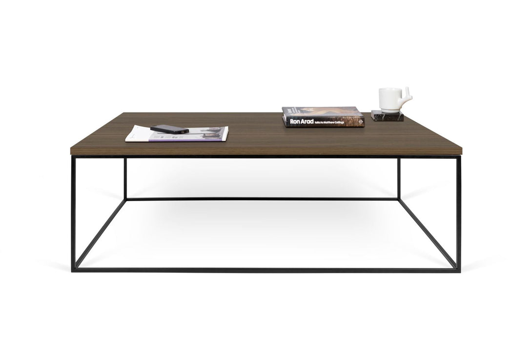 Table Temahome Gleam en bois ou marbre avec pieds en métal noir, disponible en formats rectangulaire ou carré-03