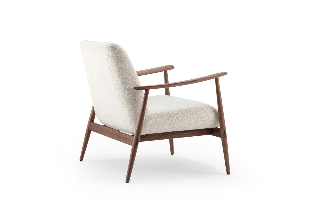 Fauteuil Gazzda Aska en bois massif avec assise rembourrée en cuir ou tissu-10