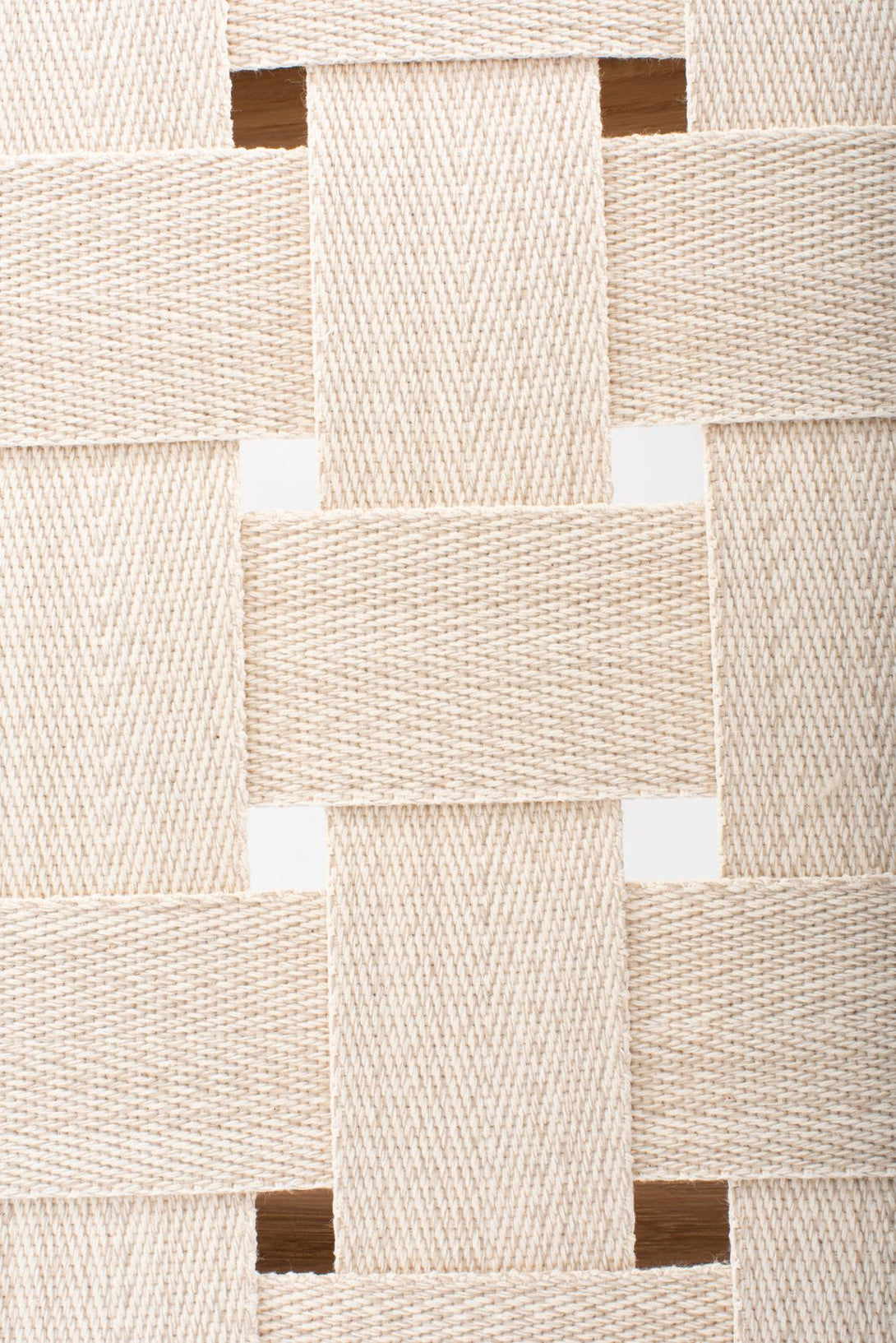 Banc Gazzda Klupa en chêne massif avec assise en sangle de coton naturelle-06