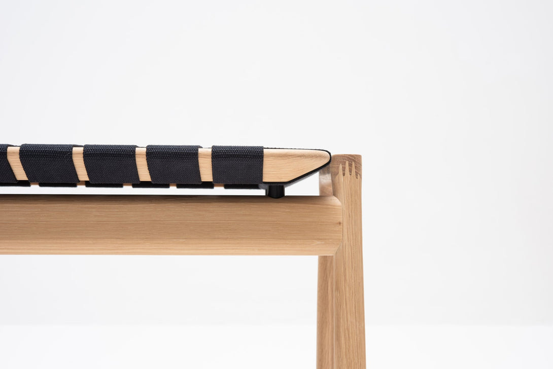 Banc Gazzda Klupa en chêne massif avec assise en sangle de coton naturelle-27