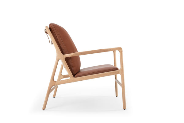 Fauteuil/Chair Gazzda Dedo Easy en chêne massif avec assise en cuir Dakar Whisky ou Stone-01