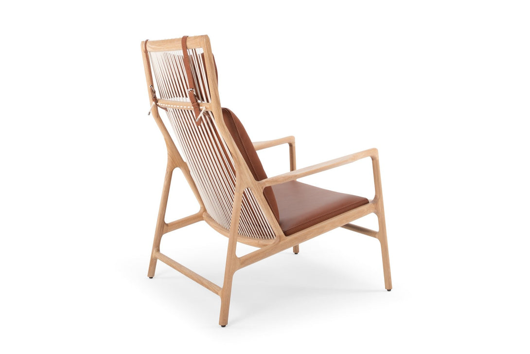 Fauteuil Gazzda Dedo Easy en bois massif avec assise en cuir Dakar Whisky et cordage blanc-11
