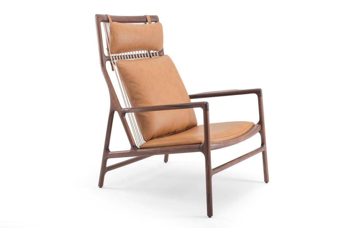 Fauteuil Gazzda Dedo Easy en bois massif avec assise en cuir Dakar Whisky et cordage blanc-16