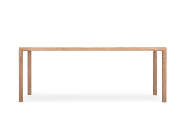 Table Gazzda Derven en chêne massif finition White Oil avec pieds d’angle arrondis-01