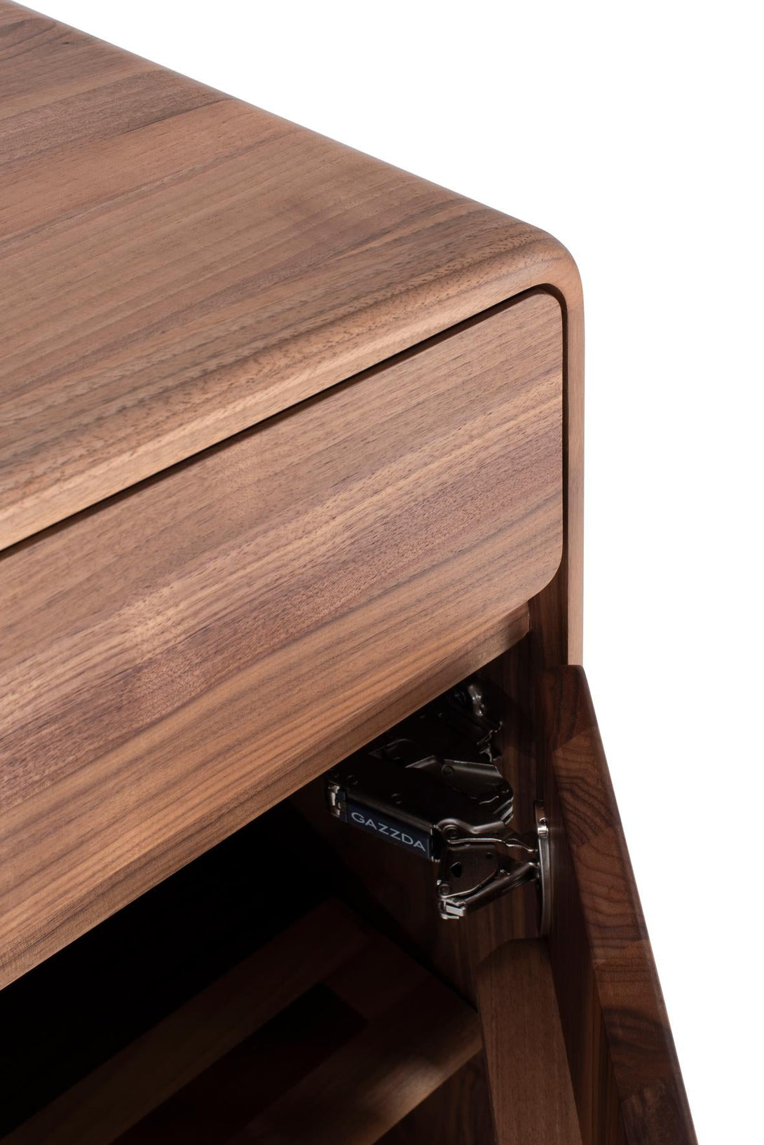 Armoire Gazzda Fawn en chêne ou noyer massif finition huilée avec bords arrondis-13