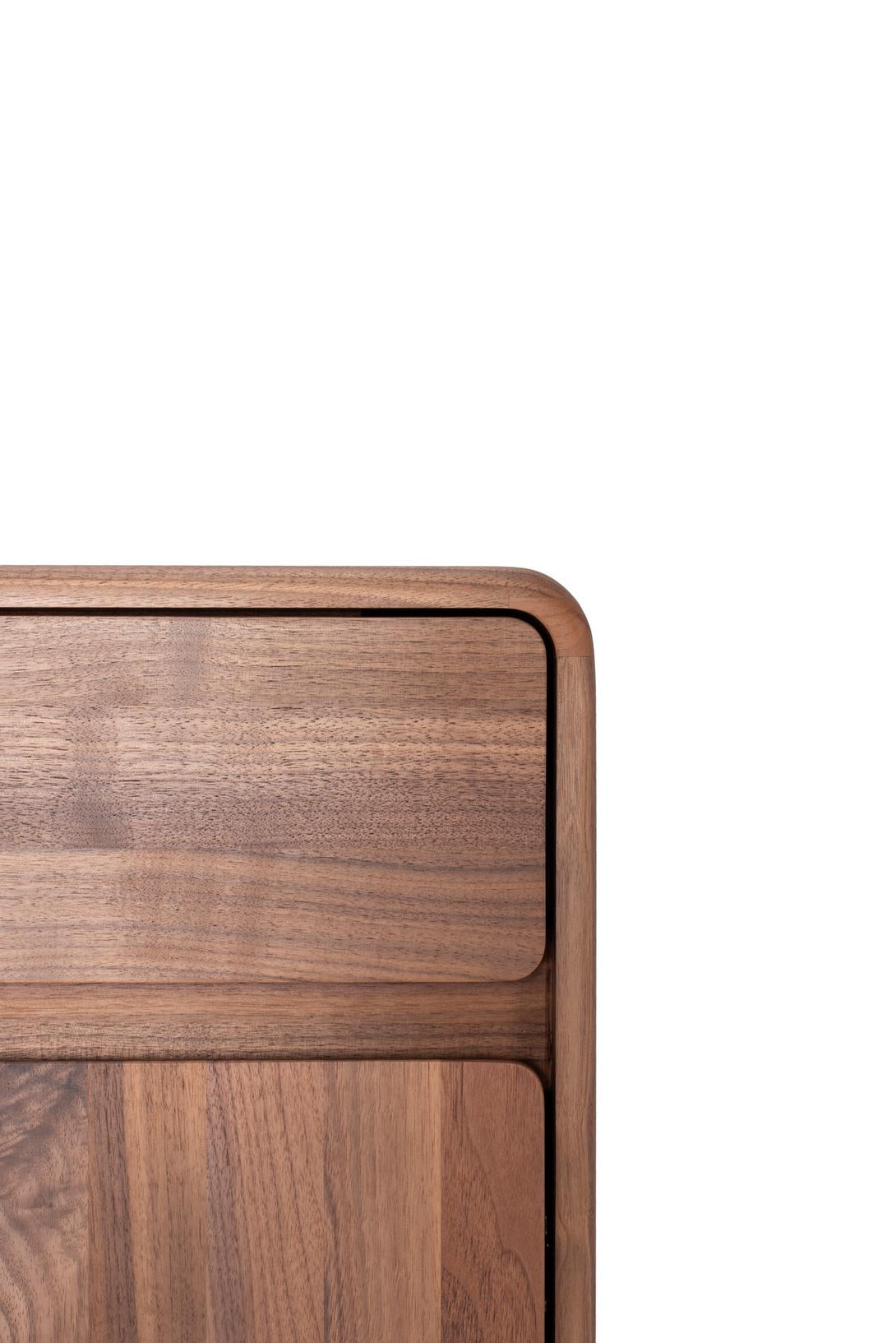 Armoire Gazzda Fawn en chêne ou noyer massif finition huilée avec bords arrondis-15