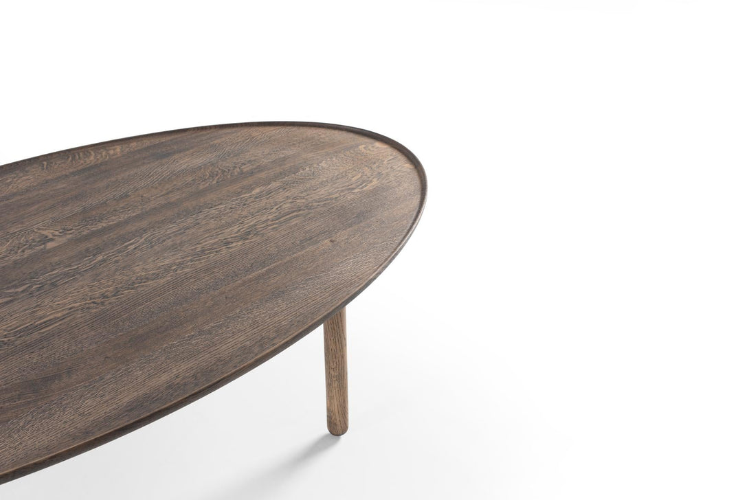 Table basse Gazzda Mu en chêne massif aux formes organiques et finition huilée-21