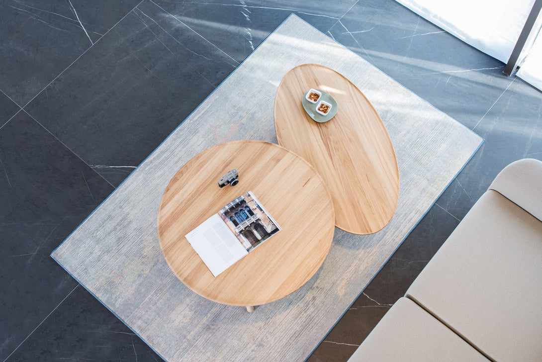 Table basse Gazzda Mu en chêne massif aux formes organiques et finition huilée-03