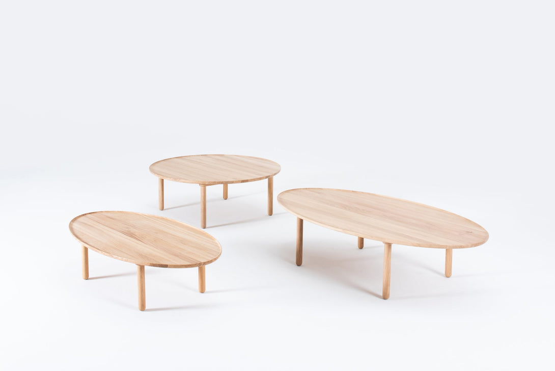 Table basse Gazzda Mu en chêne massif aux formes organiques et finition huilée-04