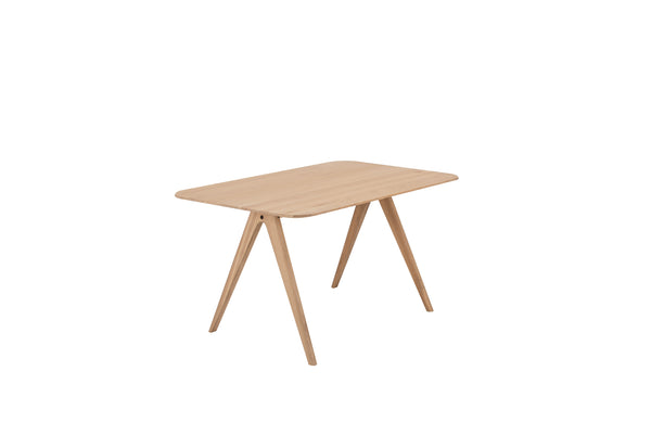 Table Gazzda Ava en chêne massif avec structure en A et finition White Oil-2-00